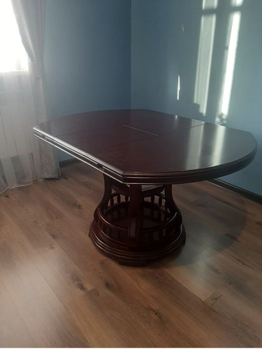 Продам стол! Дерево!