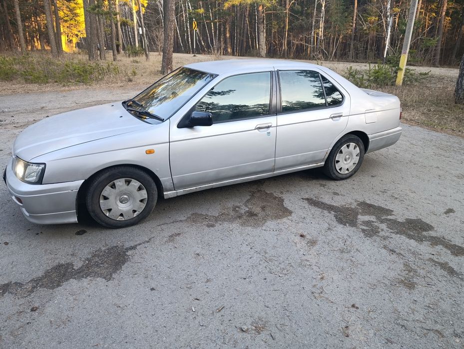 Nissan Bluebird 1998г