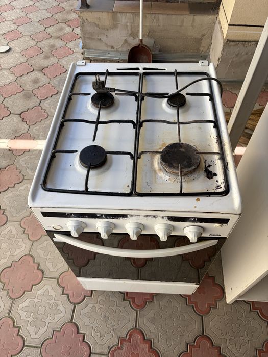 Газовая плита Zanussi