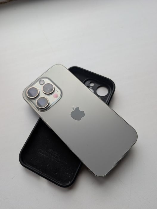Iphone 15 Pro хорошое состояние