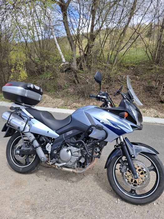 Suzuki V Strom! ( la fel ca Transalp, cf moto,kawasaki  versys,etc)