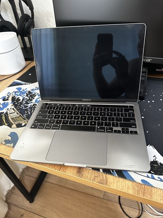 MacBook Pro 13 2020, 13”
