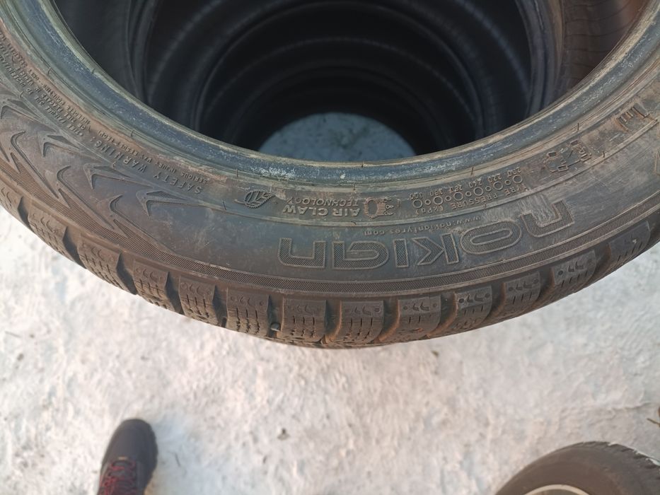 Продам зимние шины