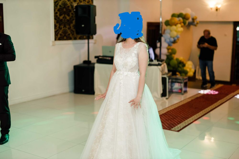 Vand rochie  de mireasa