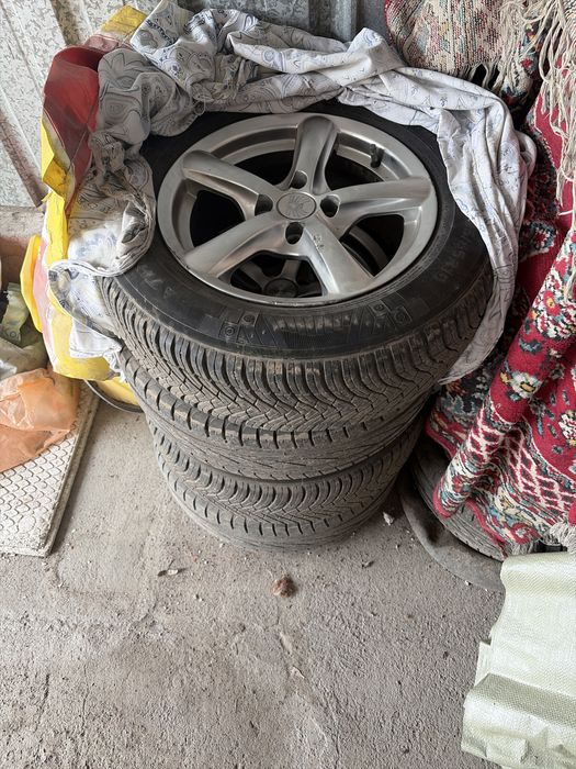 продам диски с резиниой 195/65/15