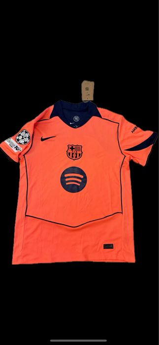 Tricou De Jong.
