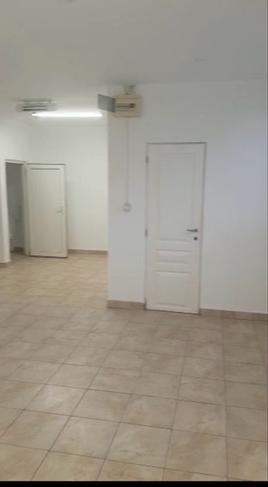 De inchiriat spatiu comercial-Hitias jud Timis