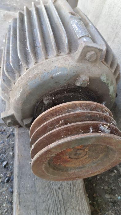 Электро- двигатель