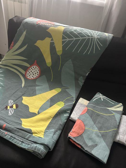 Пододеяльник и две наволочки бу