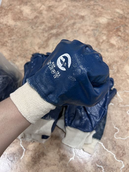 Перчатки синие нефтепромысловые