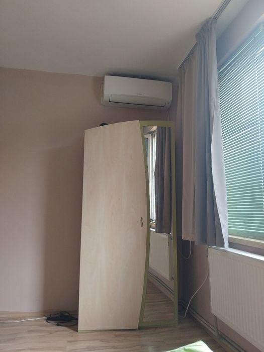 Гардероб в два цвята