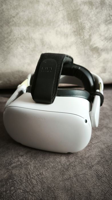 Продам Oculus quest 2