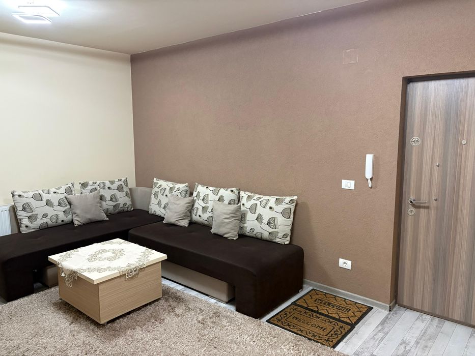 Proprietar,vând apartament