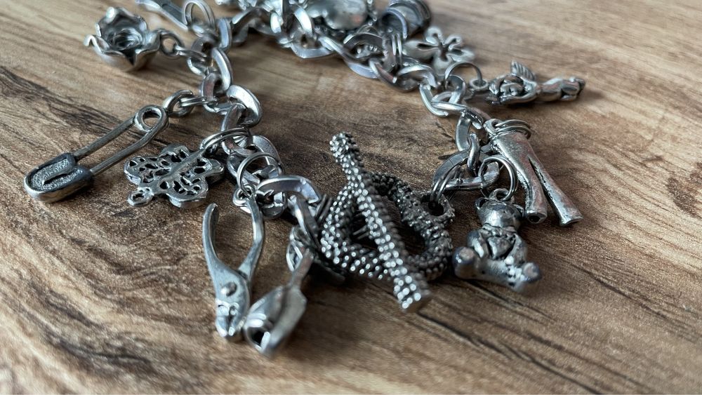 Дамска гривна