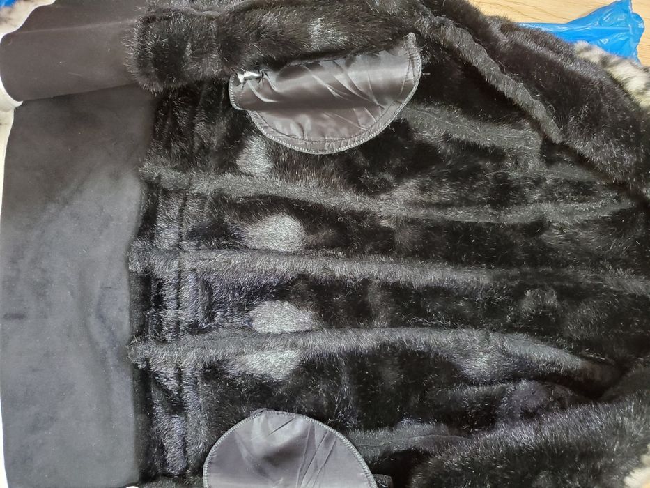 Дубленка.  женская.