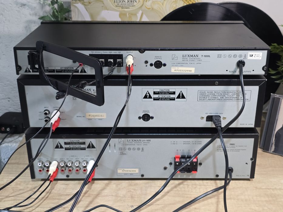 Linie audio LUXMAN ,amplificator LV-100, deck K-100, tuner T-100, hifi
