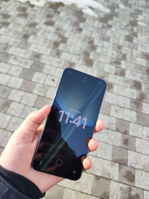 Xiaomi 14 продаю