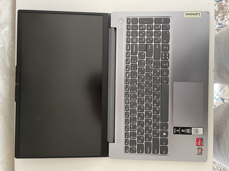 IdeaPad Slim 3 rysen 5 amd