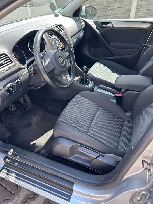 Vând Volkswagen golf 6 1.4 mpi