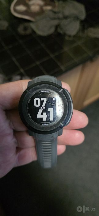 Garmin Instinct 2 DEZL Edition — идеальное состояние!