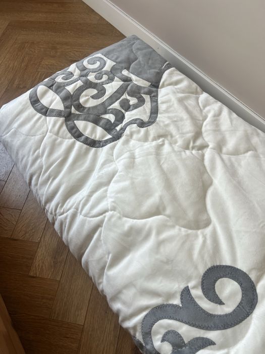 Двуспальное одеяло