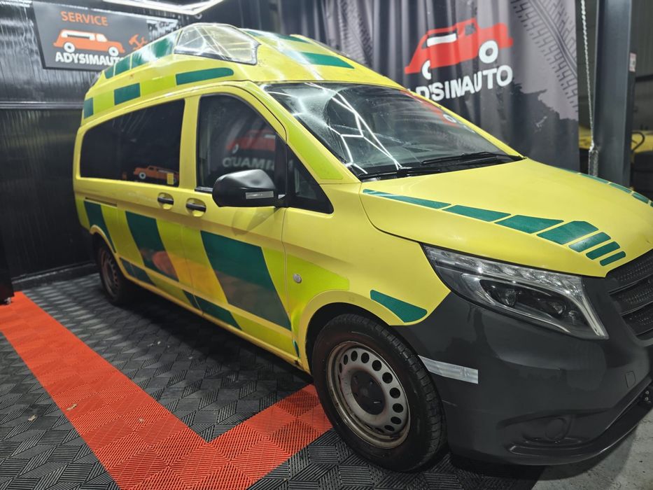Mercedes Vito 119cdi 4*4 Ambulanta