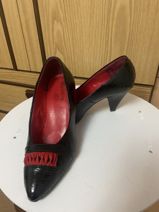 Дамски обувки