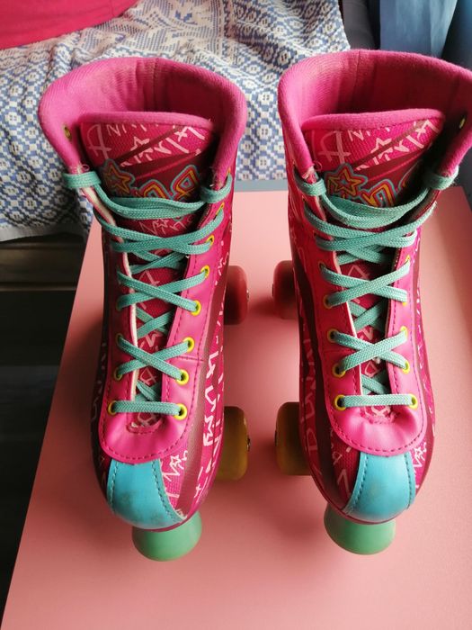 Детски ролкови кънки + протектори