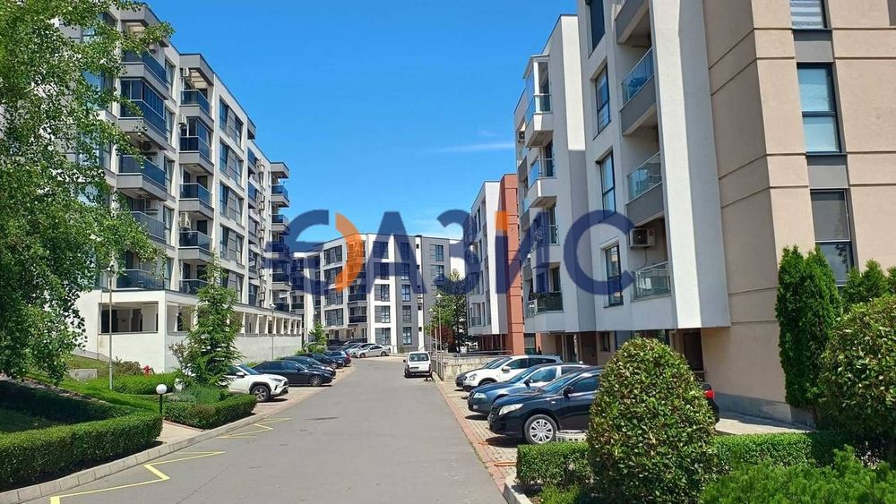 Продава се Тристаен апартамент в Бургас, Център - 89 кв.м за 1209 €/кв.м - Снимка #5