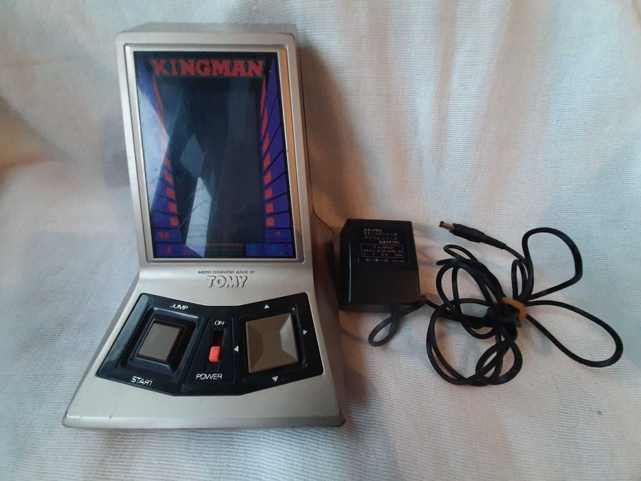 Ретро електронна игра TOMY Kingman – Работи, с оригинално зарядно