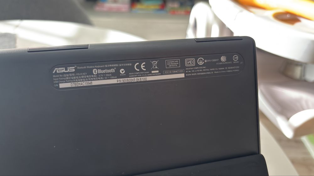 Tastatura tableta bluetooth