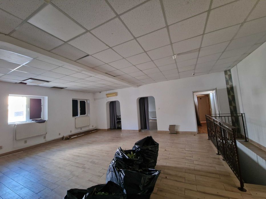 Clădire comercială independentă de închiriat – 255 mp + subsol – Str. Atelierelor nr. 8, Constanța