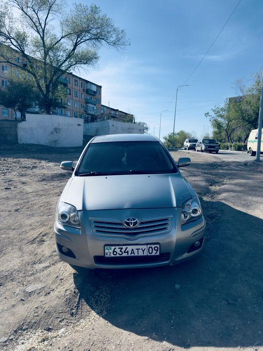 toyota avensis 2007