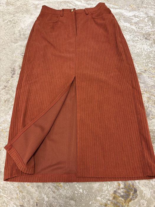 Fusta midi marimea S