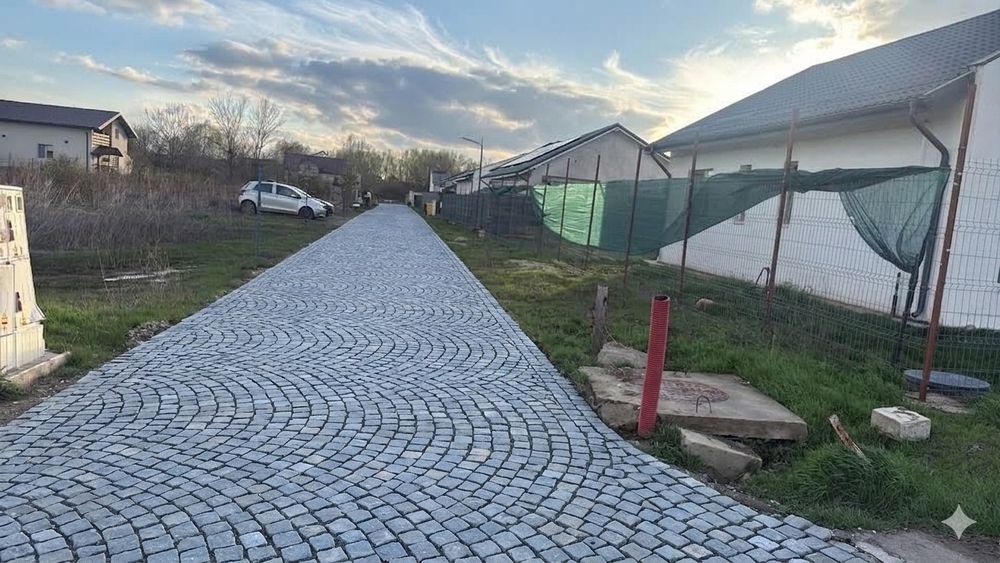 Piatra cubică andezit