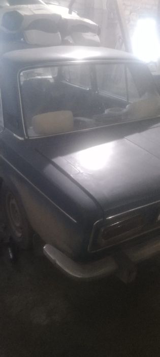 Продам машину Ваз 2103