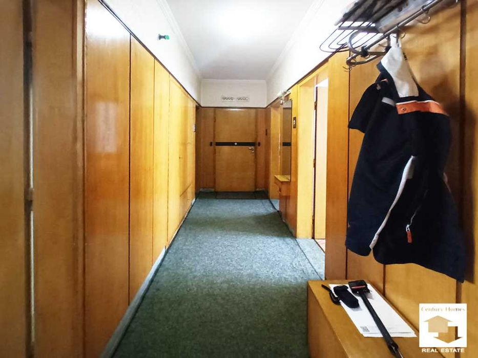Продава се Многостаен апартамент в Велико Търново, Център - 101 кв.м за 934 €/кв.м - Снимка #18