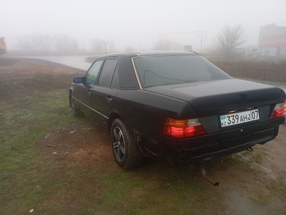 Продам Мерседес 124