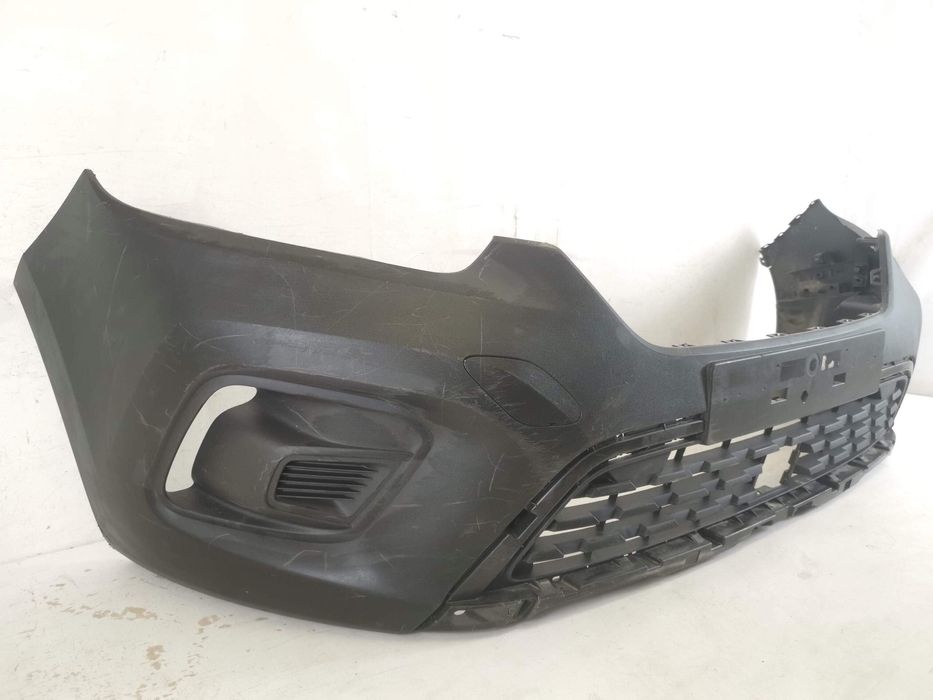 Рено Канго 3 / Renault Kangoo 3 Оригинална предна броня в добро състоя