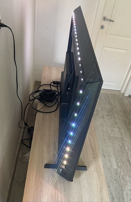 Philips 4K Ambilight TV 126cm