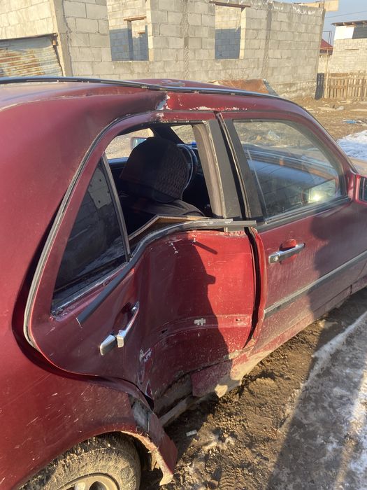 продам Мерседес w202 срочно