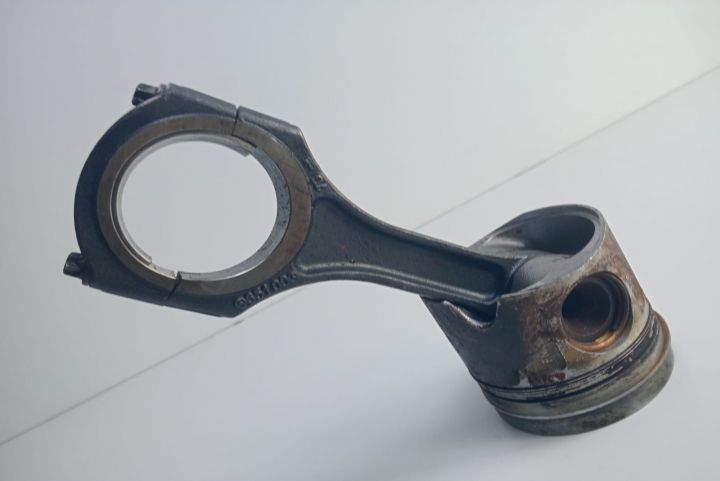 Piston cu biela  2.2 cdi euro5 651100 8349F Mercedes-Benz Sprinter a