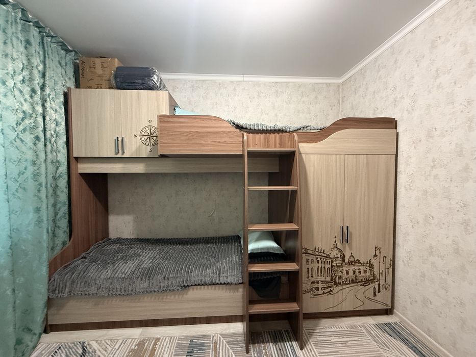 Двухярусный детский кровать