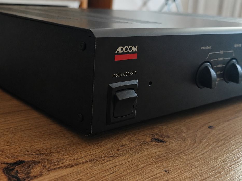 ADCOM GCA 510 транзисторен аудио усилвател