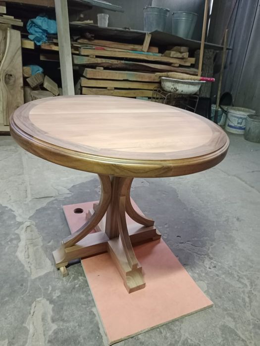 Продам журнальный стол