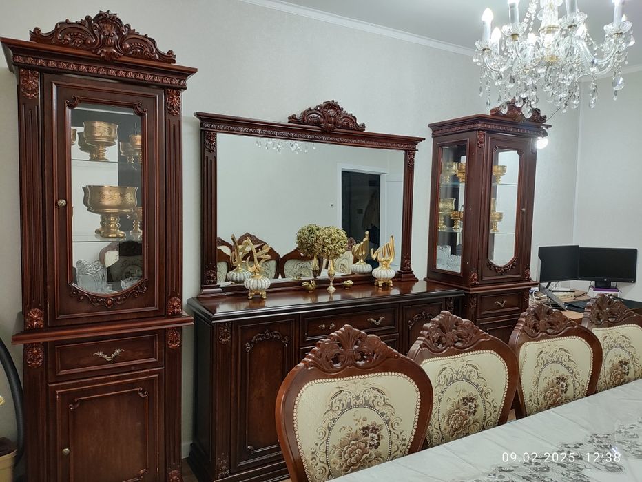 Продается комплект гостиной мебели