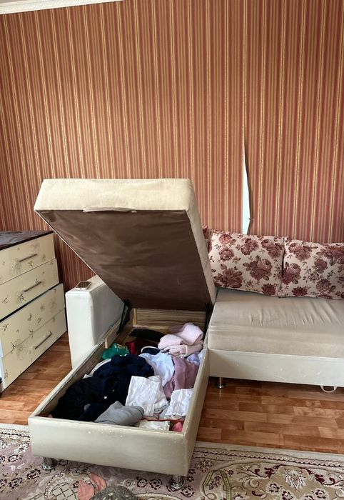 Продам диван б/у