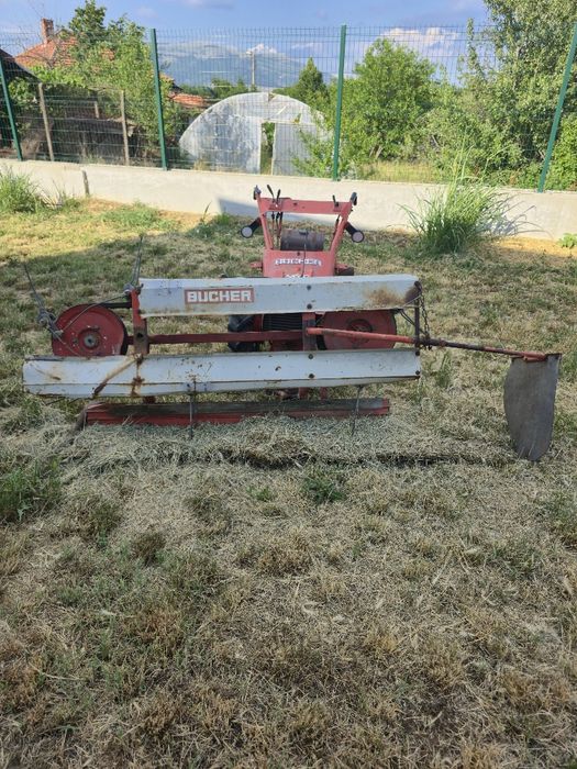Касачка Bucher M600