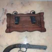 Panoplie pistol decor