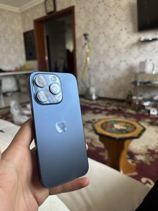 IPhone 15 pro 128 gb